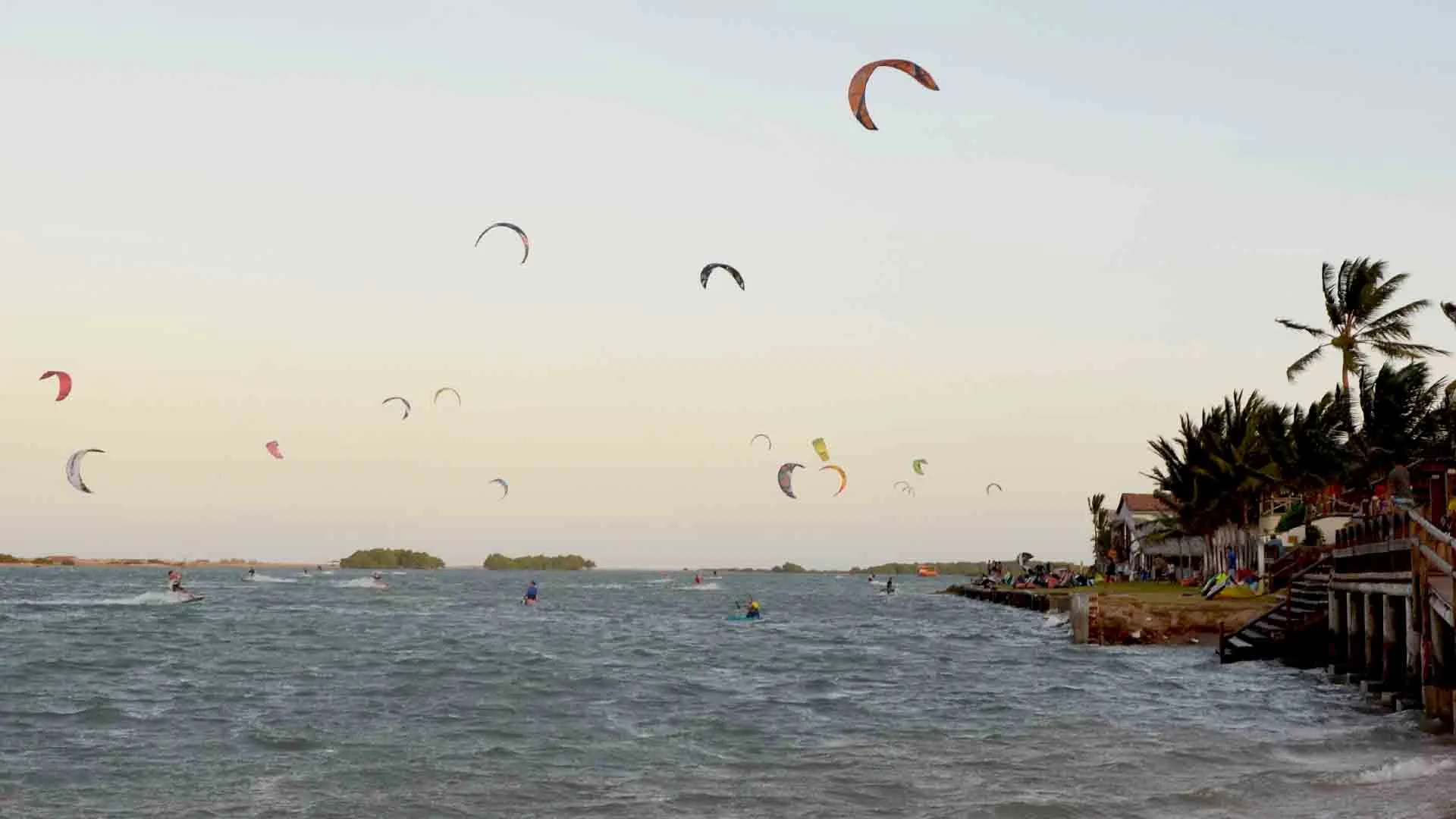 Kitesurf brésil : spots & conseils pour un kite trip réussi 4 Spot de kite au brésil ilha do guajiru