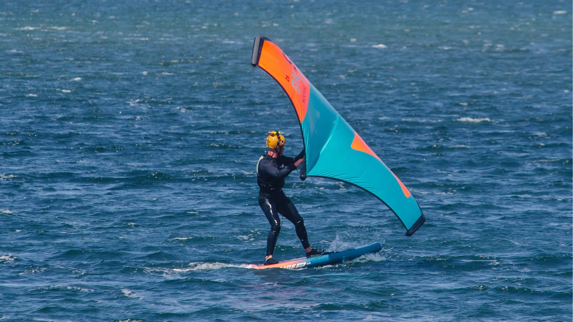 spot wingfoil portugal for beginner